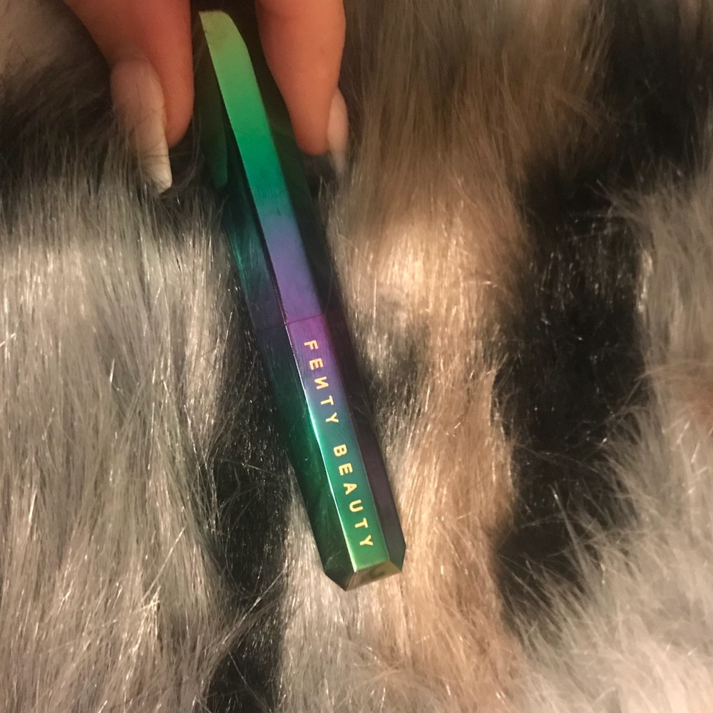 Fenty beauty limited edition holiday lipsticks